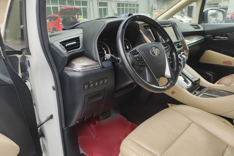 Used Toyota Alphard 2018 Revised Version 3.5L Luxury Edition