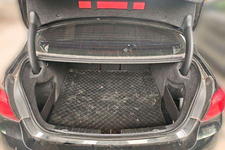 Used BMW 3 Series 2018 318Li Trunk