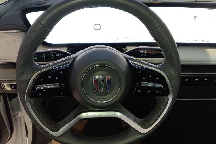 Used Buick GL8 2025 Lu Zun Deluxe Edition