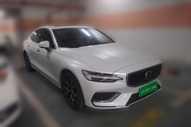 Used Volvo S60 2024 B4 Zhiyi Luxury Edition