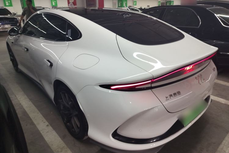 Used IM L6 2024 Max Standard Edition Rear Left 45 Deg