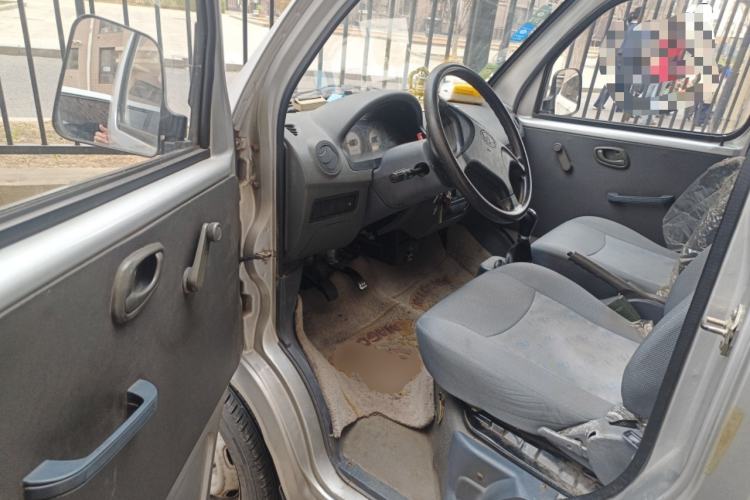 Used FAW Jiabao V52 2011 1.0L Practical Version LJ465QE1 Driver Seat