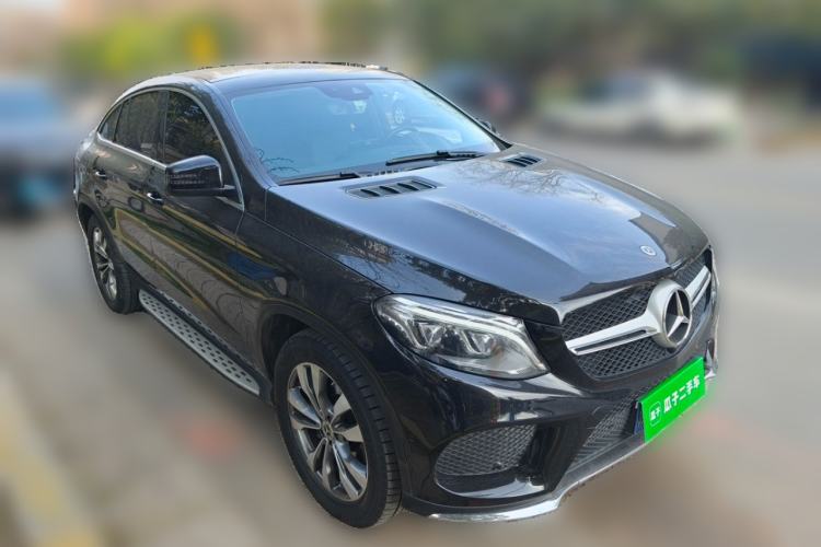 Used Mercedes-Benz GLE Coupe 2017 GLE 400 4MATIC Coupe SUV Exterior 1