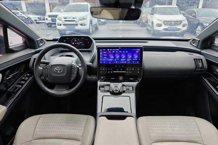 Used Toyota GAC bZ4X 2022 X-MODE Four-Wheel Drive Ultra Interior 2