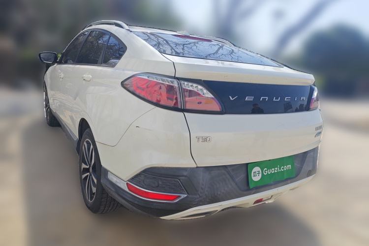 Used Venucia T90 2018 2.0L CVT Smart Connect Luxury Edition China V Standard