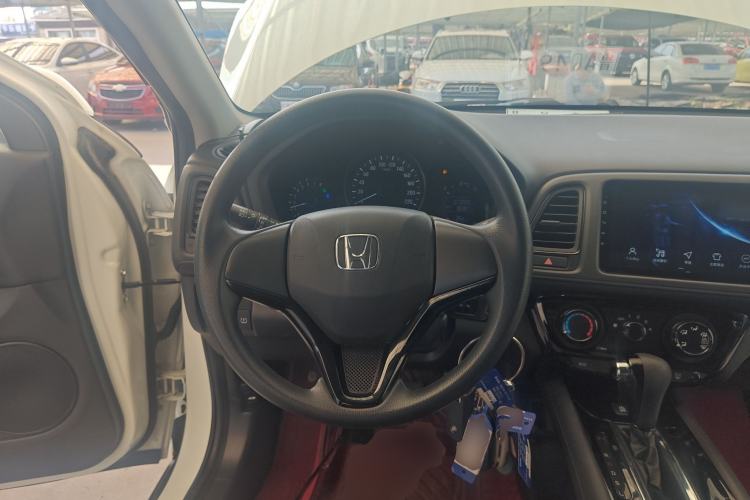 Used Honda Vezel 2020 1.5L CVT Elite Edition Steering Wheel