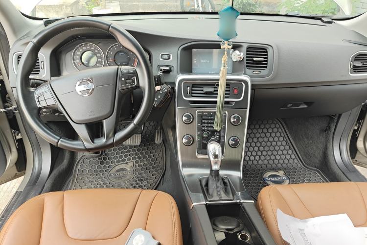 Used Volvo S60 2013 T5 Smart Edition
