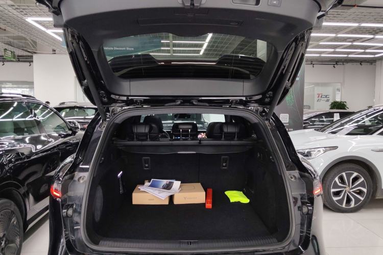 Used VOYAH FREE 2025 318 318 km Rear-Drive Touring Edition Trunk