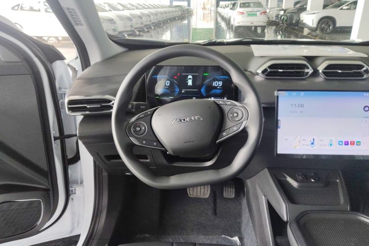 Used Dongfeng Aeolus SKY EV01 2025 530km AIR