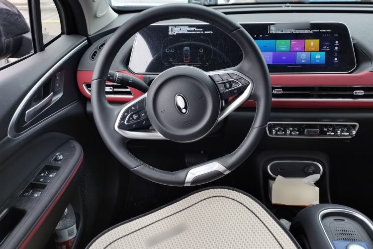 Used ORA Good Cat GT 2023 Mulan Edition 401km Luxury Version Steering Wheel