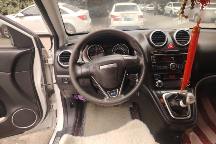 Used Haval H6 2016 Upgraded Model 1.5T Manual Two-Wheel Drive Value Edition