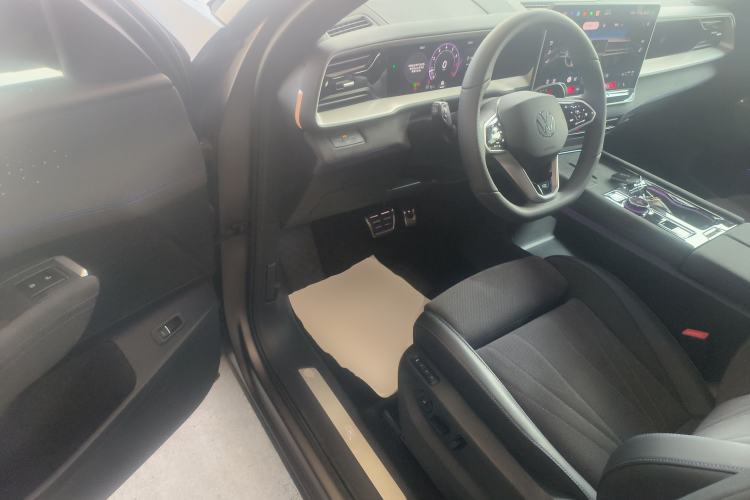 Used Volkswagen Teramont 2025 Tiguan Pro 450TSI Four-Wheel Drive Summit Edition