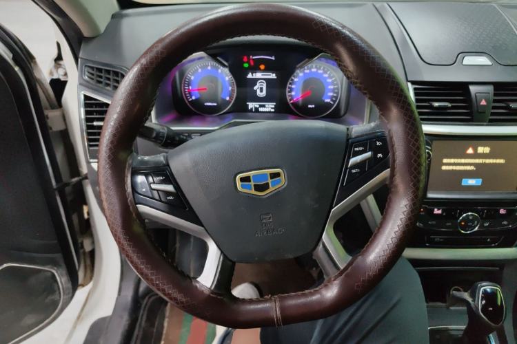 Used Geely Auto Emgrand 2016 Sedan 1.5L CVT Upward Version Steering Wheel