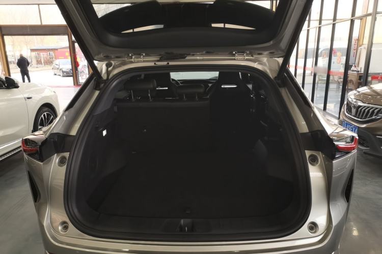 Used CHANGAN OSHAN Z6 2022 Blue Whale 1.5T DCT Smart Edition Urban Version Trunk