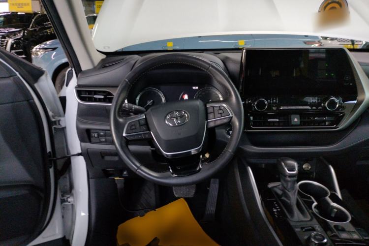 Used Toyota Highlander 2022 380T Four-Wheel Drive Prestige Edition 7-Seater Steering Wheel