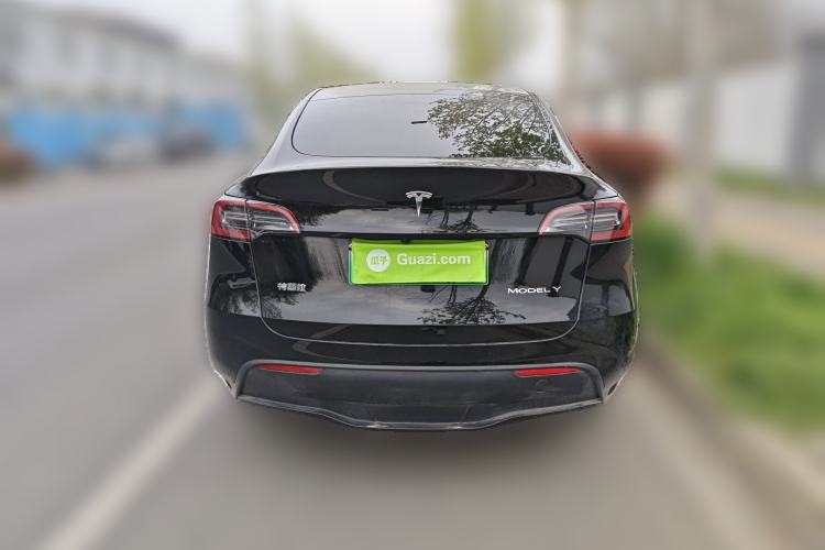 Used Tesla Model Y 2024 Rear-Wheel-Drive Version Exterior 4