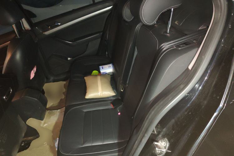 Used Volkswagen Lavida 2017 1.6L Automatic Comfort Edition
