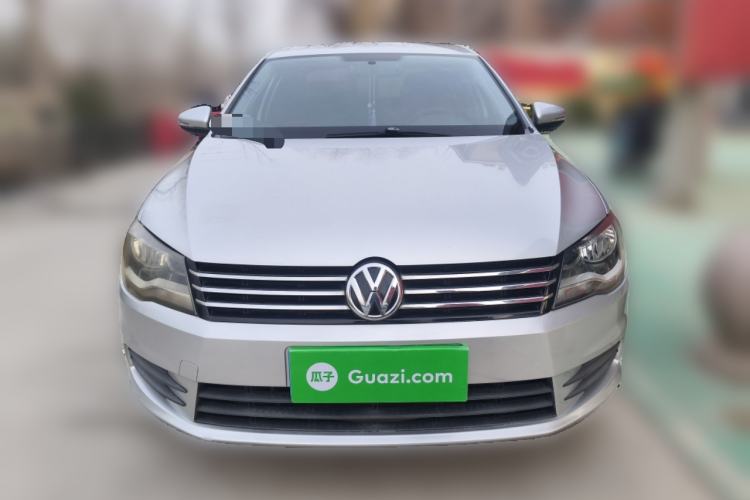 Used Volkswagen Bora 2013 1.6L Automatic Fashion Model

