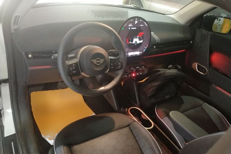 Used MINI Electric MINI COOPER 2024 452km COOPER SE Artist