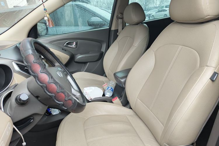 Used Hyundai ix35 2012 2.0L Automatic Two-Wheel Drive New Edition GL Left Front Seat