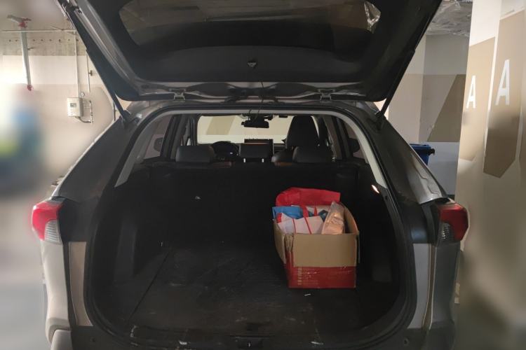 Used Toyota RAV4 2020 Dual-Engine 2.5L E-CVT 4x4 Elite PLUS Edition