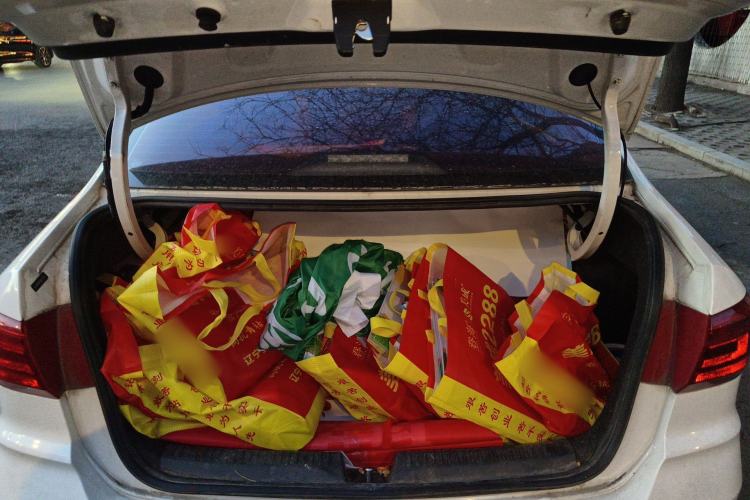 Used Volkswagen Santana 2016 1.6L Manual Fashion Edition Trunk