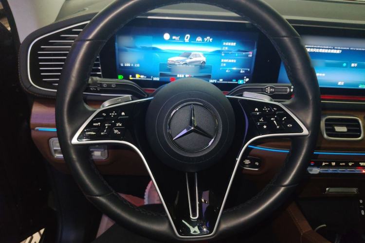 Used Mercedes-Benz GLE 2025 GLE 450 4MATIC Fashion Edition Steering Wheel