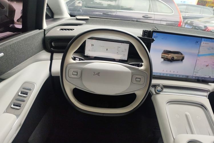 Used XPeng X9 2024 640 All-Wheel Drive High-Performance Max
