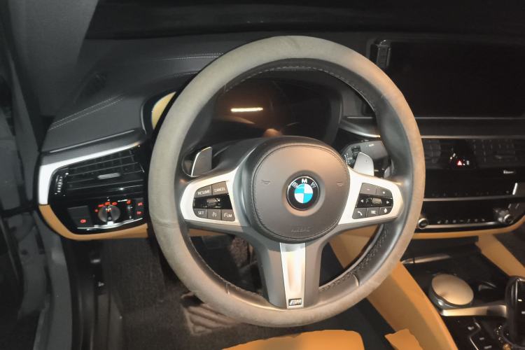 Used BMW 5 Series (Import) 2022 530i Sport Line M Sport Package