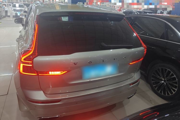 Used Volvo XC60 2019 T5 4x4 Zhiyuan Edition China VI Standard

