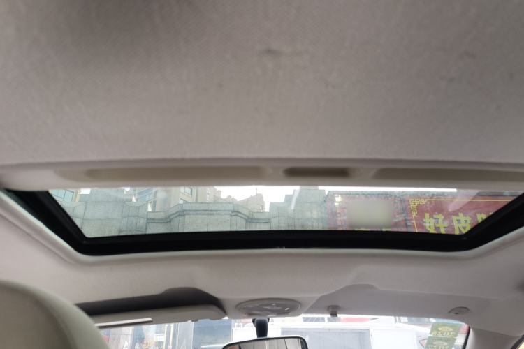 Used Chevrolet Lova 2010 1.6MT Dynamic Edition Headliner