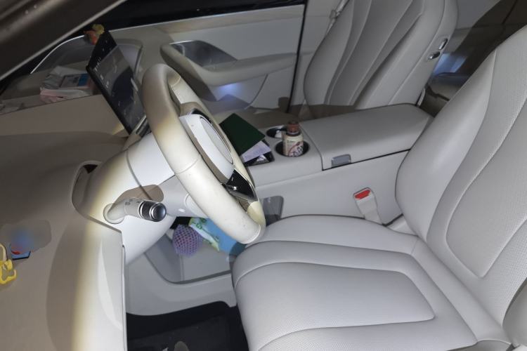 Used Hima Luxeed R7 2024 All-Electric 736 km Ultra
