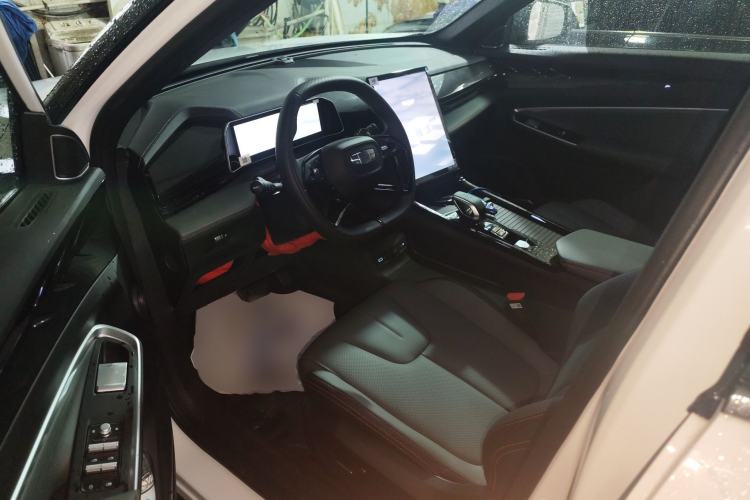 Used Geely Auto Emgrand X7 Sport 2024 1.5TD Smart Connect+