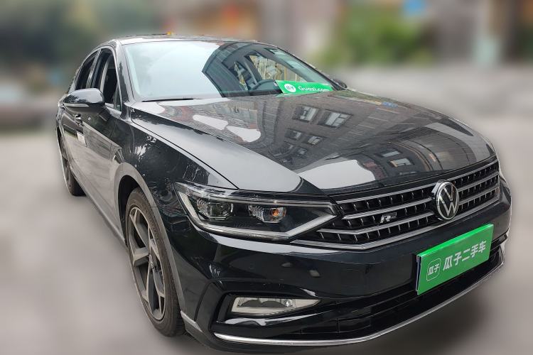 Used Volkswagen Magotan 2023 2 Million Units Limited Edition 330TSI DSG Leading Version