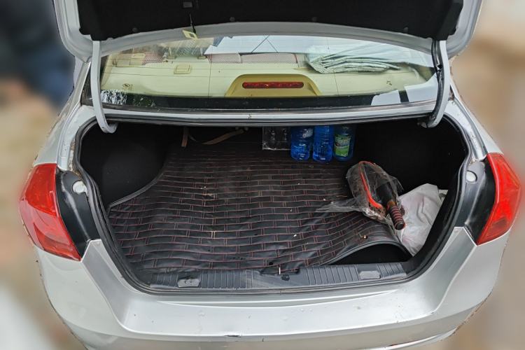 Used Buick Excelle 2013 1.5L Automatic Classic Model Trunk