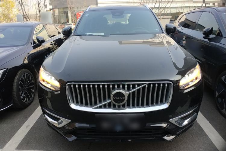 Used Volvo XC90 2023 B6 Zhiya Luxury 7-Seater
