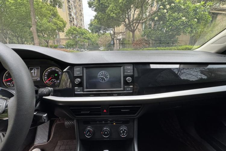 Used Volkswagen Lavida 2018 1.5L Automatic Comfort Edition China V Standard