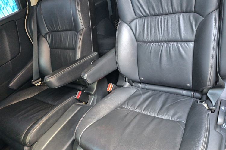 Used Honda Odyssey 2015 Updated Version 2.4L Smart Edition Left Rear Seat