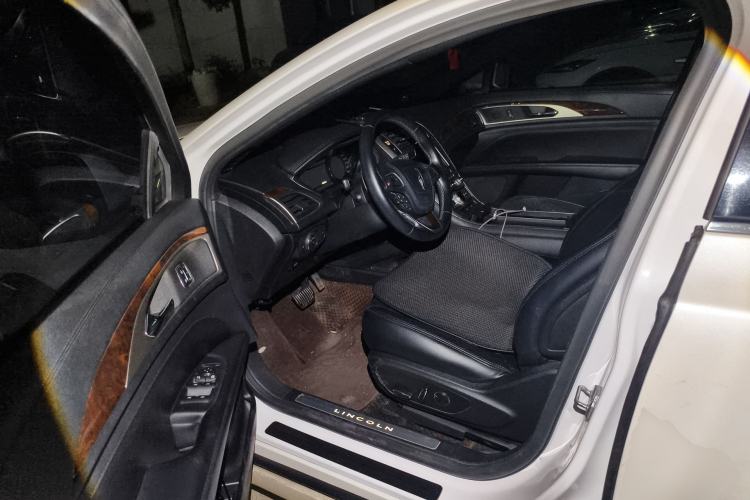 Used Lincoln MKZ 2017 2.0T Luxury Edition
