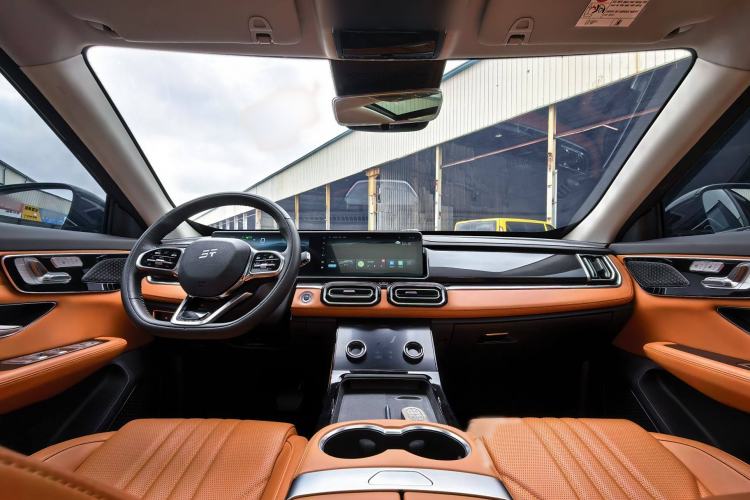 Used JETOUR Shanhai L7 2025 1.5T 120km Comfort Edition 5-Seater