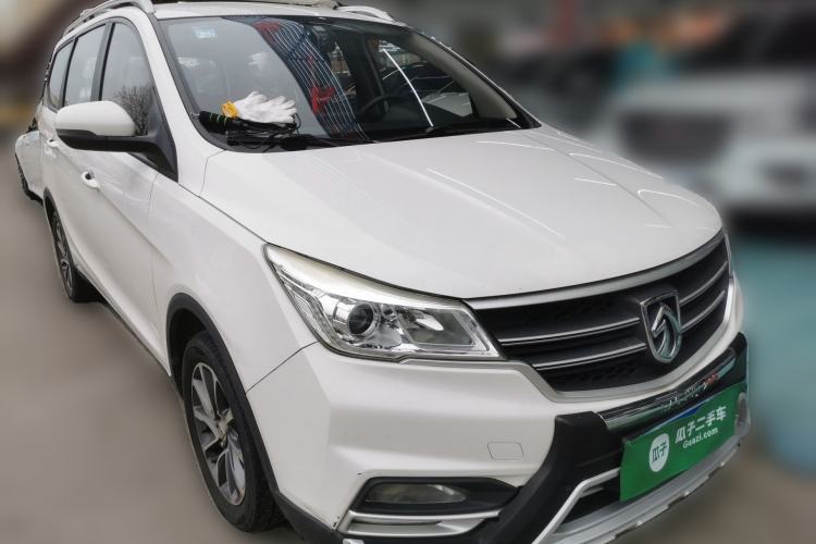 Used Baojun 730 2019 1.5T CVT Fashion Model 7 Seats China VI Emission Standard
