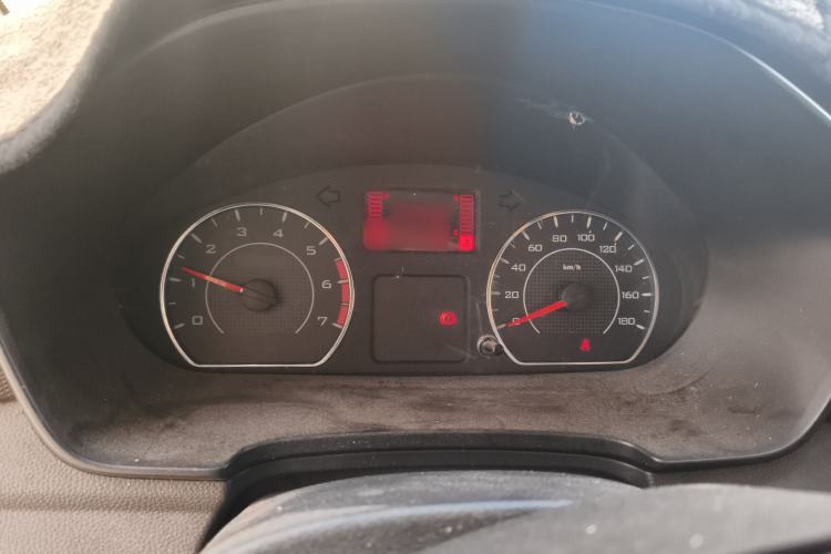 Used Wuling Hongguang V 2019 1.5L Jingqu Version China VI LAR
