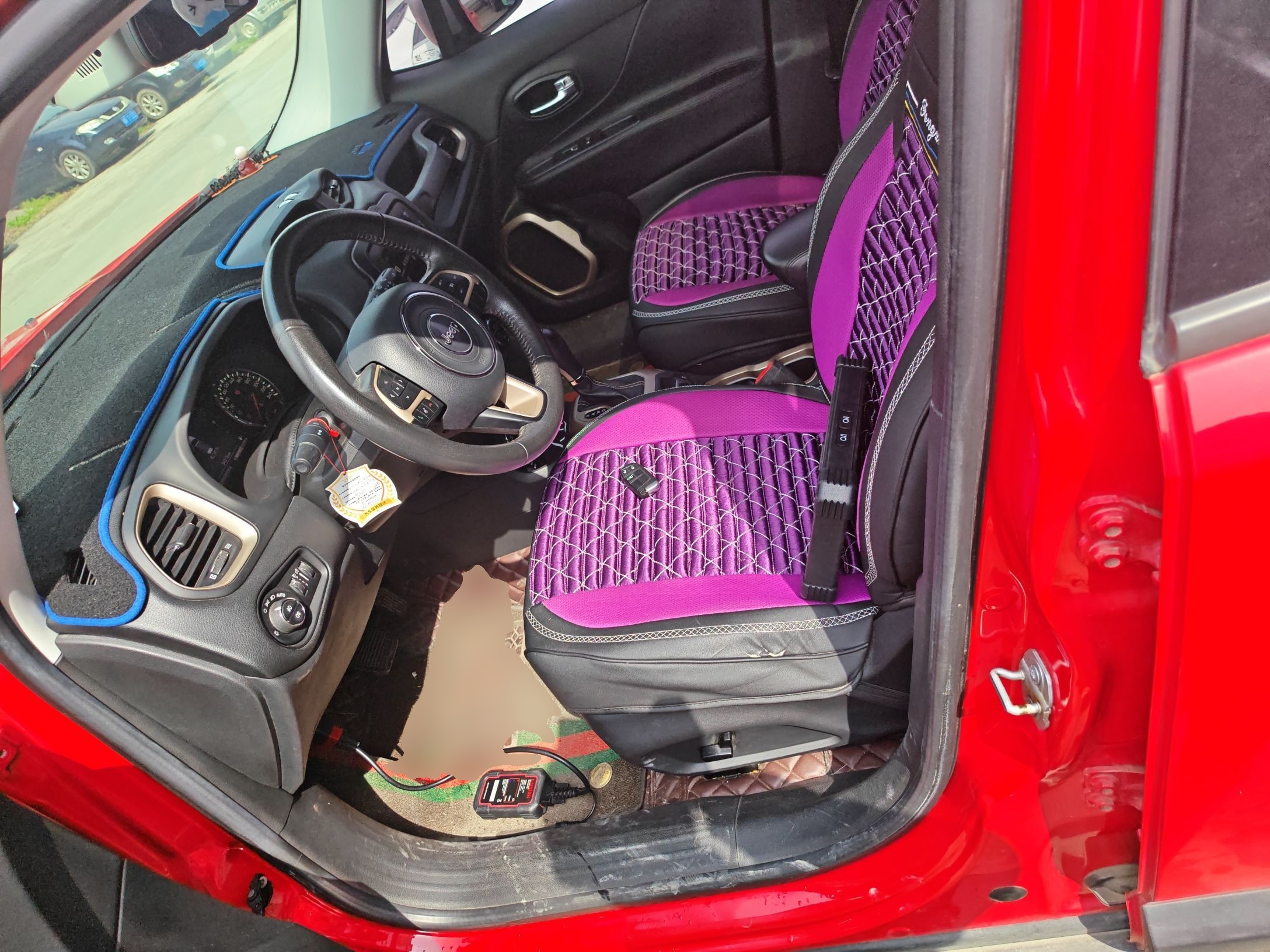 Переднее сиденье в автомобиле