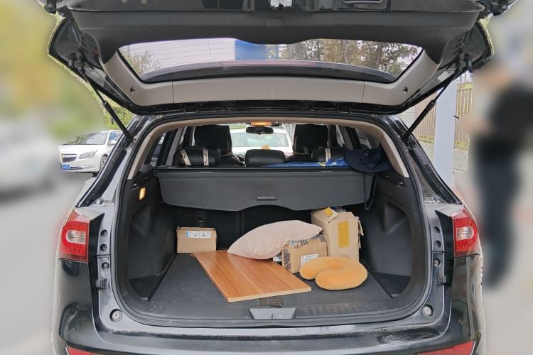 Used Zotye T600 2015 1.5T Manual Luxury Model Trunk