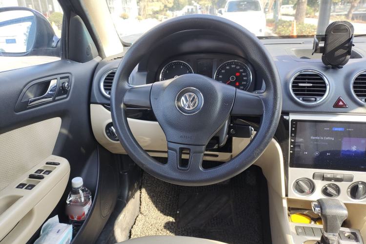 Used Volkswagen Lavida 2011 1.6L Automatic Premium Edition
