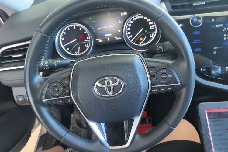 Used Toyota Camry 2019 Revised Version 2.0G Luxury Edition
