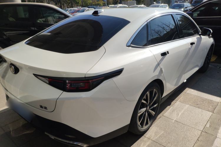 Used CHANGAN Eado DD 2023 Blue Whale NE 1.5T GDI DCT Navigation Model Exterior 5