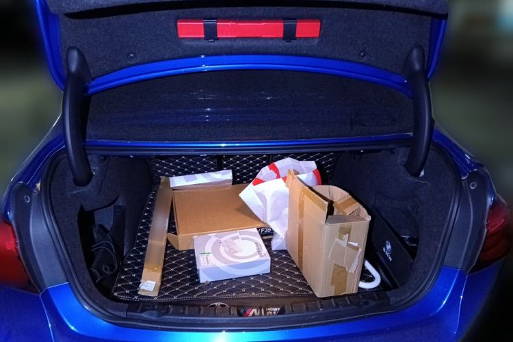 Used BMW 3 Series 2019 320i M Sport Package Trunk