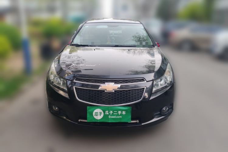 Used Chevrolet Cruze 2013 1.6L SE MT Front