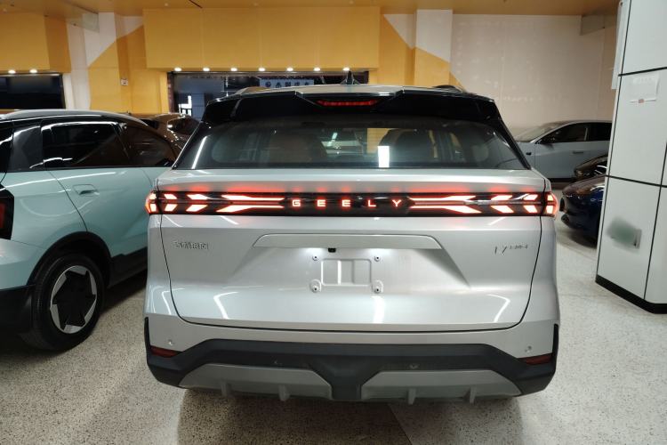 Used Geely Galaxy L7 2025 EM-i 115km Exploration+ Edition
